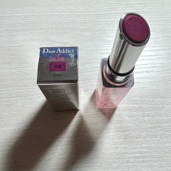 DIOR Addict Lip Glow• Natural Glow Custom Color Reviving LipBalm• 006 Berry• NIB - Picture 3 of 8